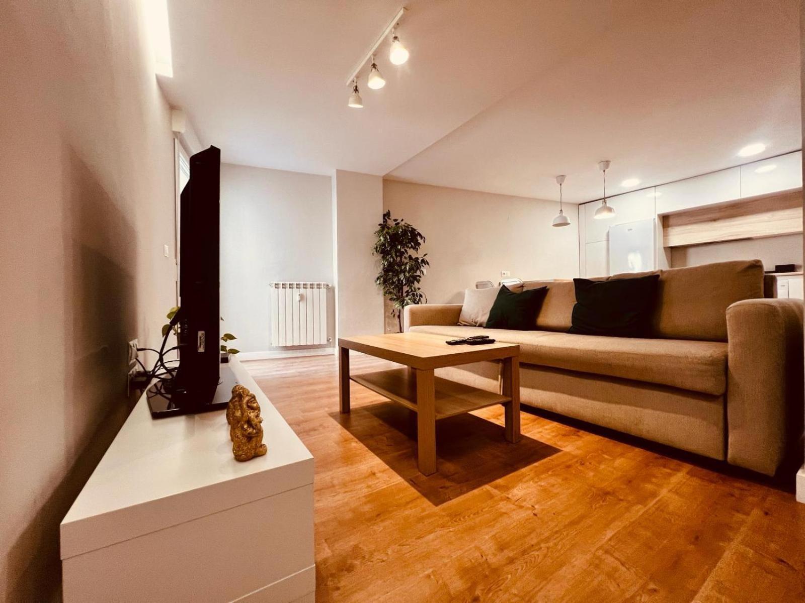 Piso Reformado,Centrico,Tranquilo Y Con Wifi Vut 09-398 Appartement Burgo Buitenkant foto